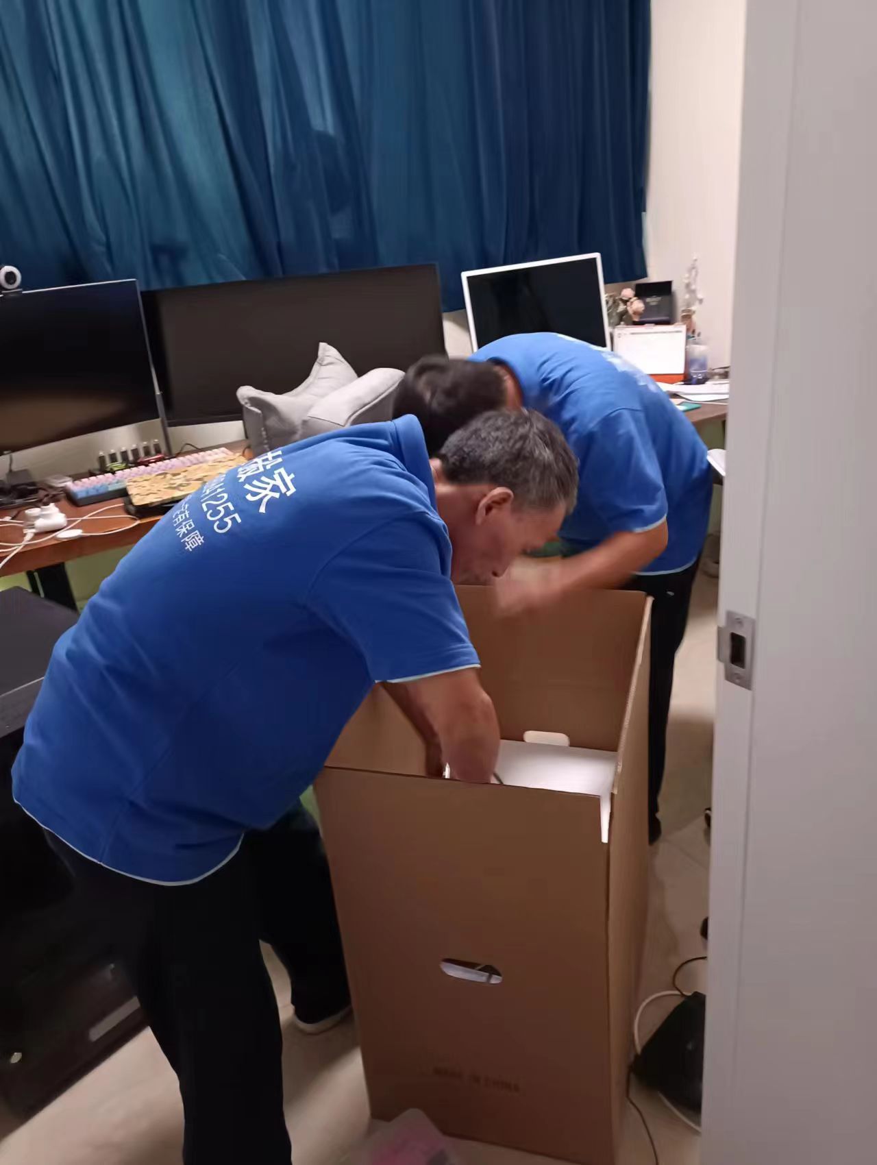 深圳南山区单身公寓搬家推荐：一个人搬家也能轻松搞定，吉旺搬家让我告别"搬家恐惧症"